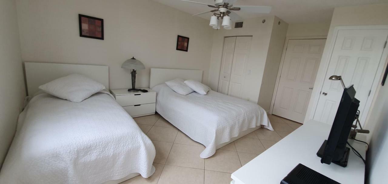 Apartmán Yacht Club Aventura 2Br + 2Ba Miami Exteriér fotografie